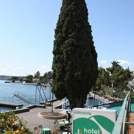 Hotel Diana